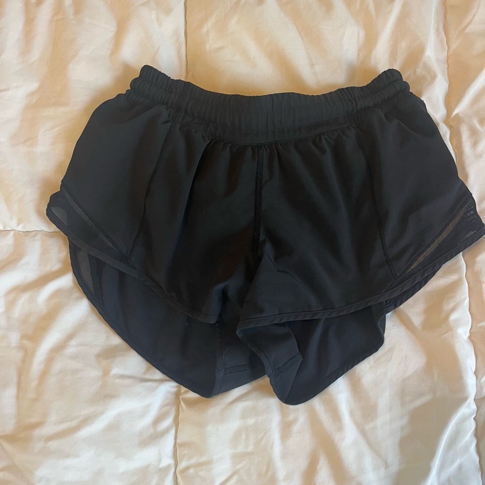 Lululemon Hotty Hot Shorts 2.5in